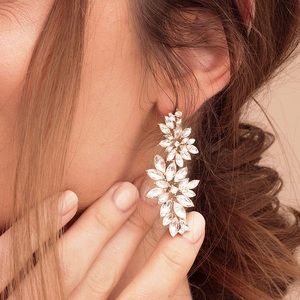 Olive & Piper Flora Drop Earrings